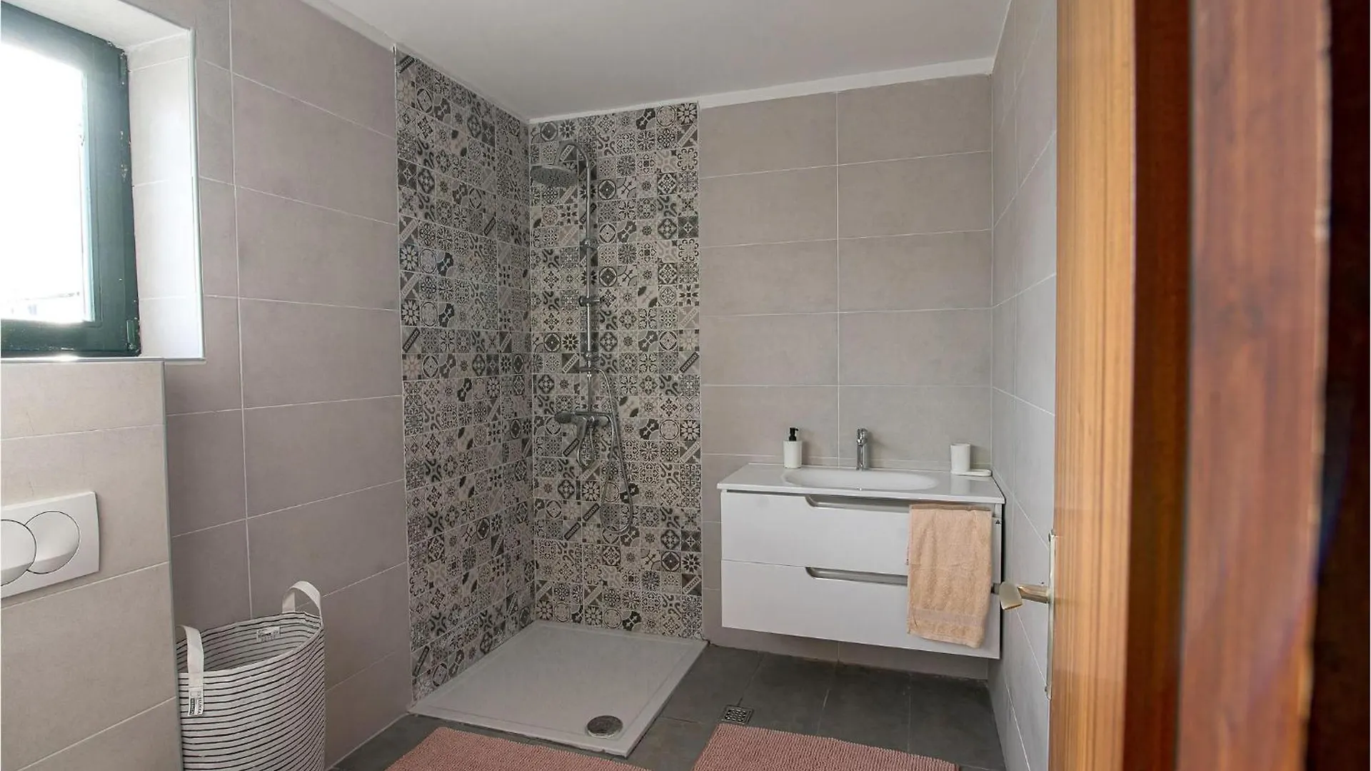 Nice Home In Vrsi With Wi-Fi